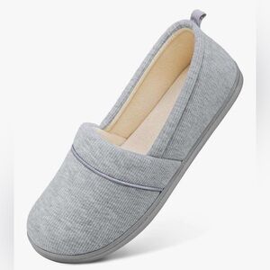 HomeTop Women's Comfy Loafer Slippers Lightweight Memory Foam size 8 nwot